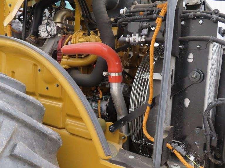 Caterpillar CS66B Photo 9
