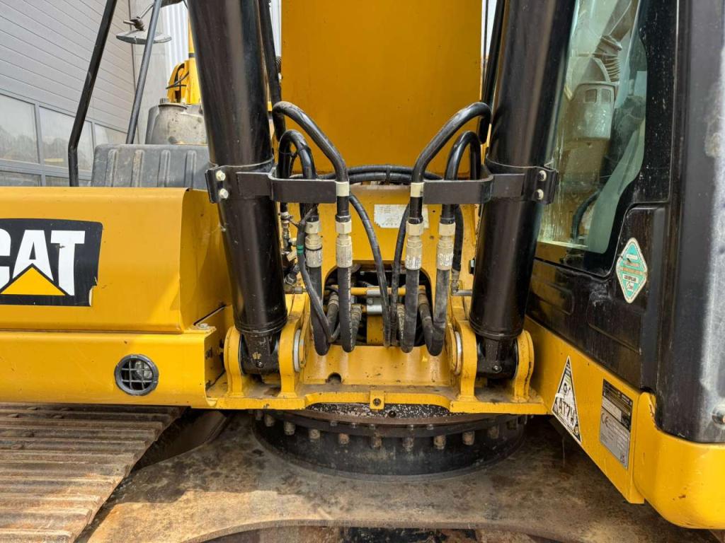 Caterpillar 323 07A Photo 21