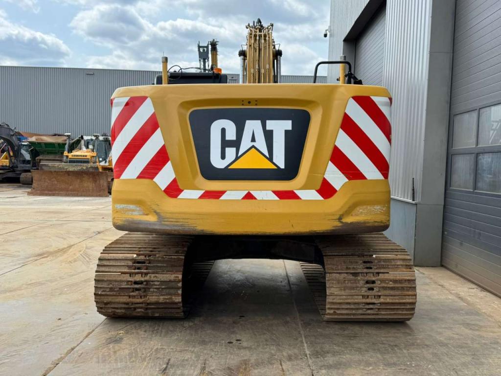 Caterpillar 323 07A Photo 4