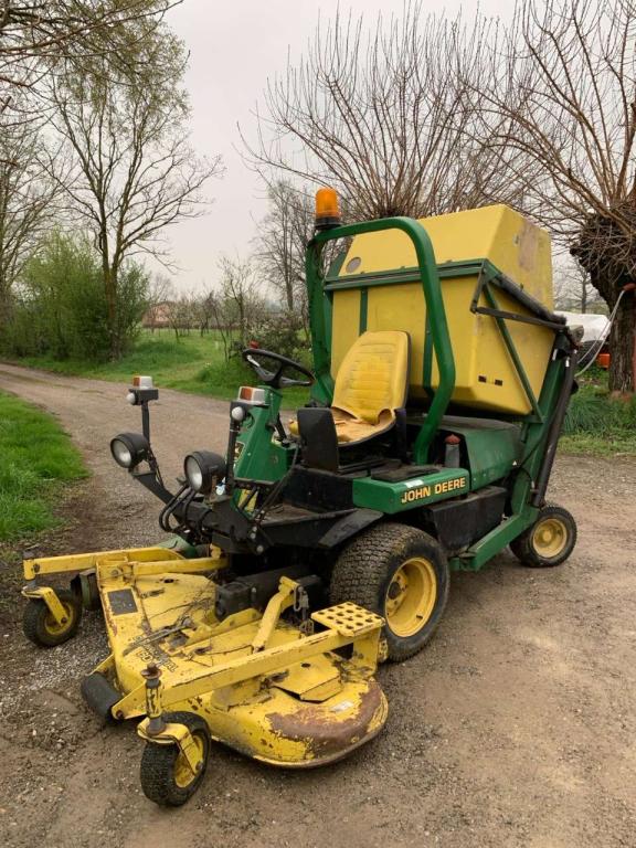 John Deere F935 Photo 3