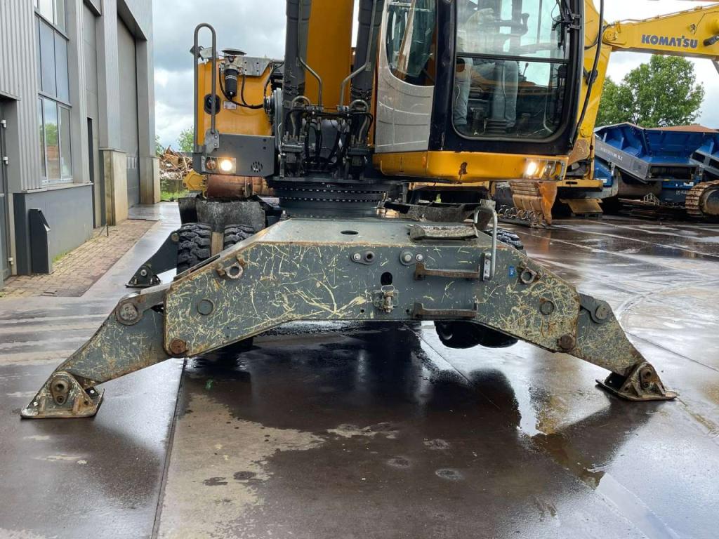 Liebherr LH30 M - Material Handler Photo 10