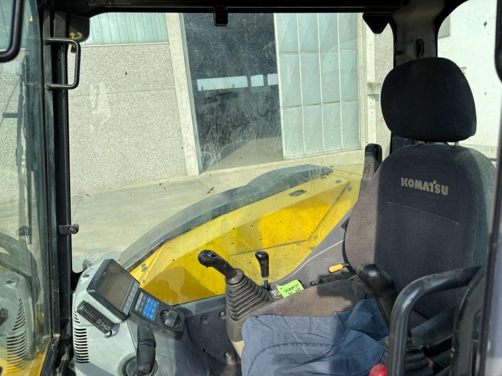 Komatsu PC 118 Photo 6