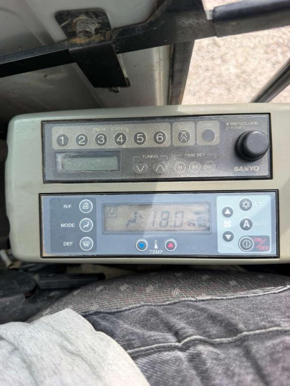 Kobelco SK135SF Photo 16