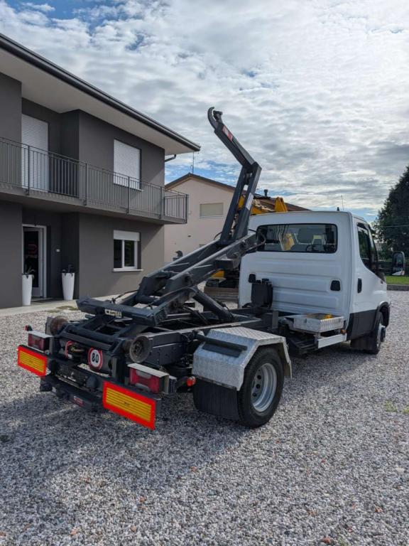 Iveco Daily 72C18 Photo 9