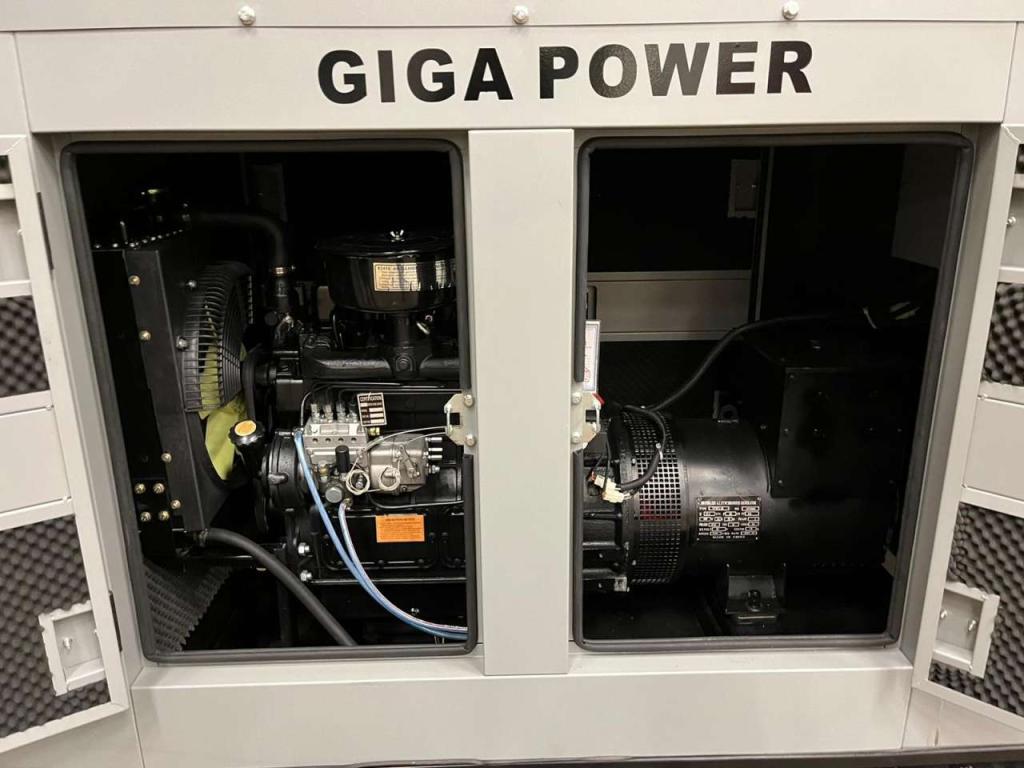 Giga Power LT-W30GF 37.5KVA closed set Photo 9