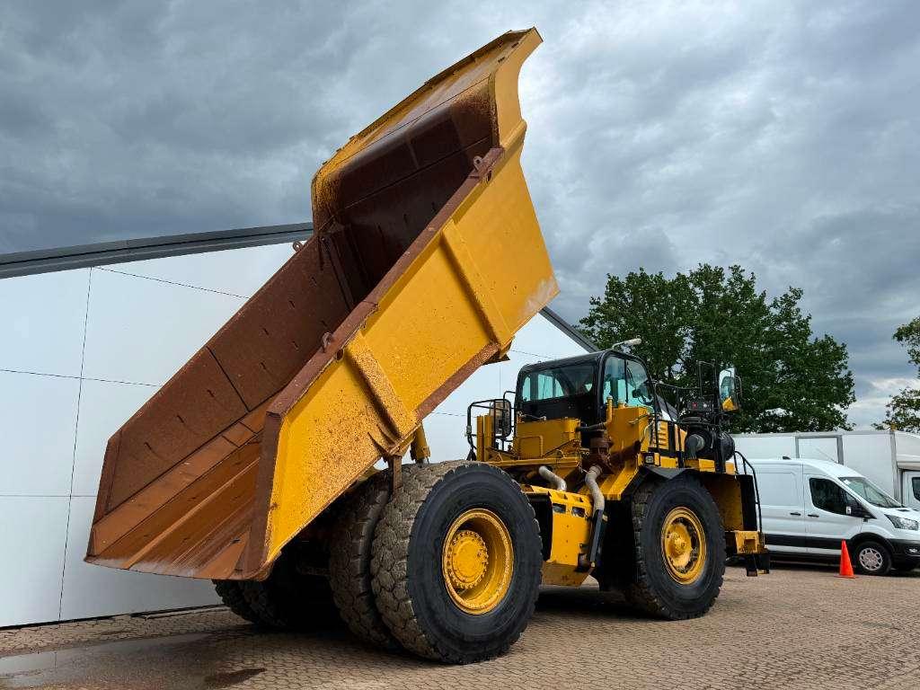 Caterpillar 772G - Automatic Greasing / Body Heating Photo 23