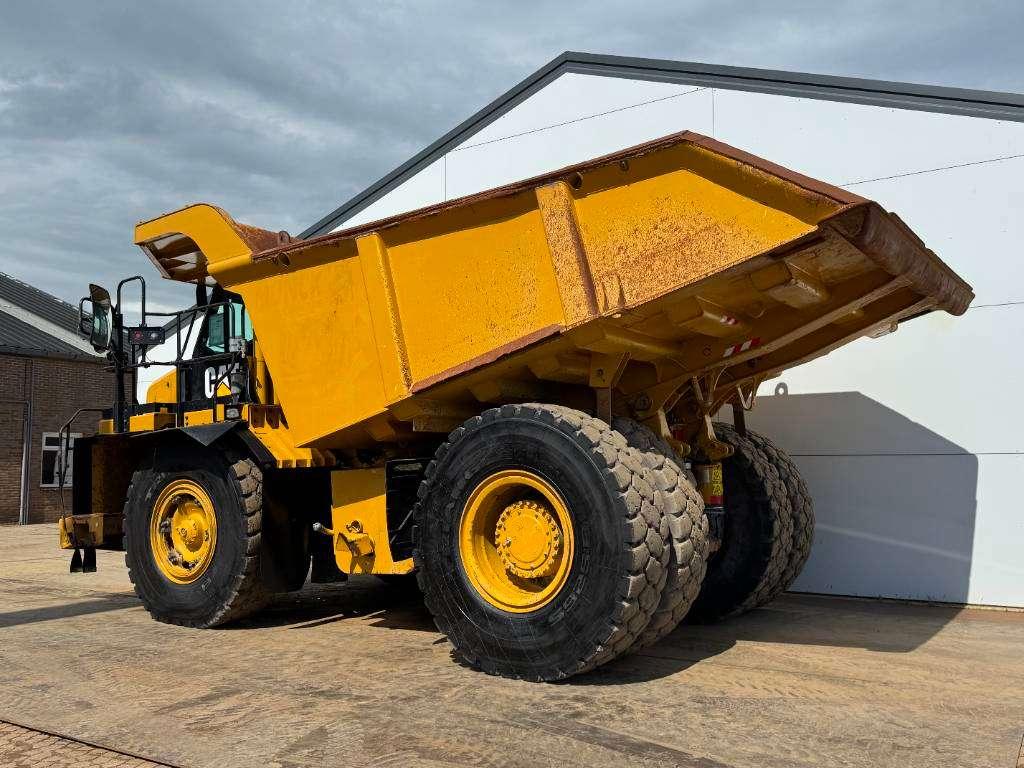 Caterpillar 772G - Automatic Greasing / Body Heating Photo 3