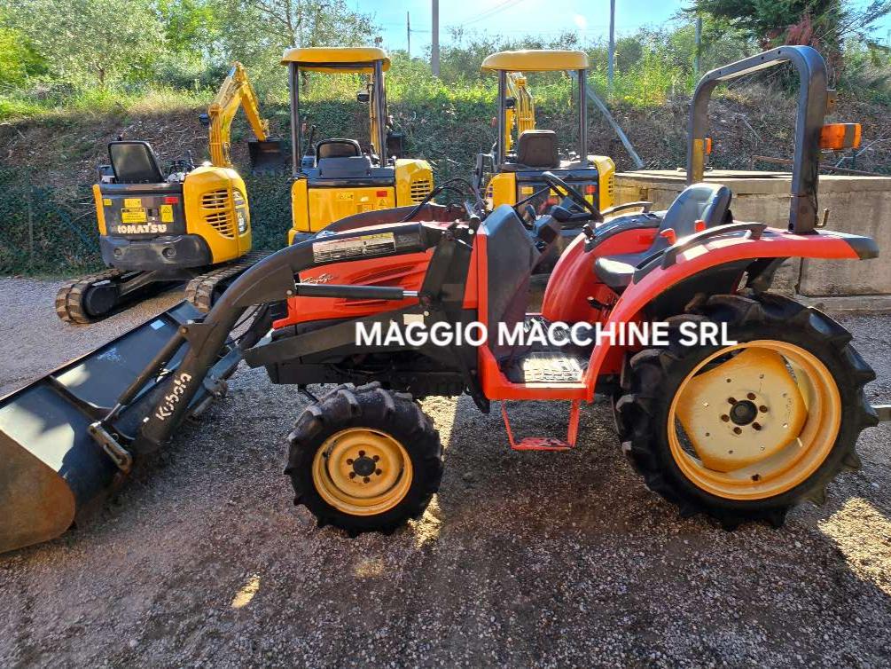 Kubota KT 215 Photo 2