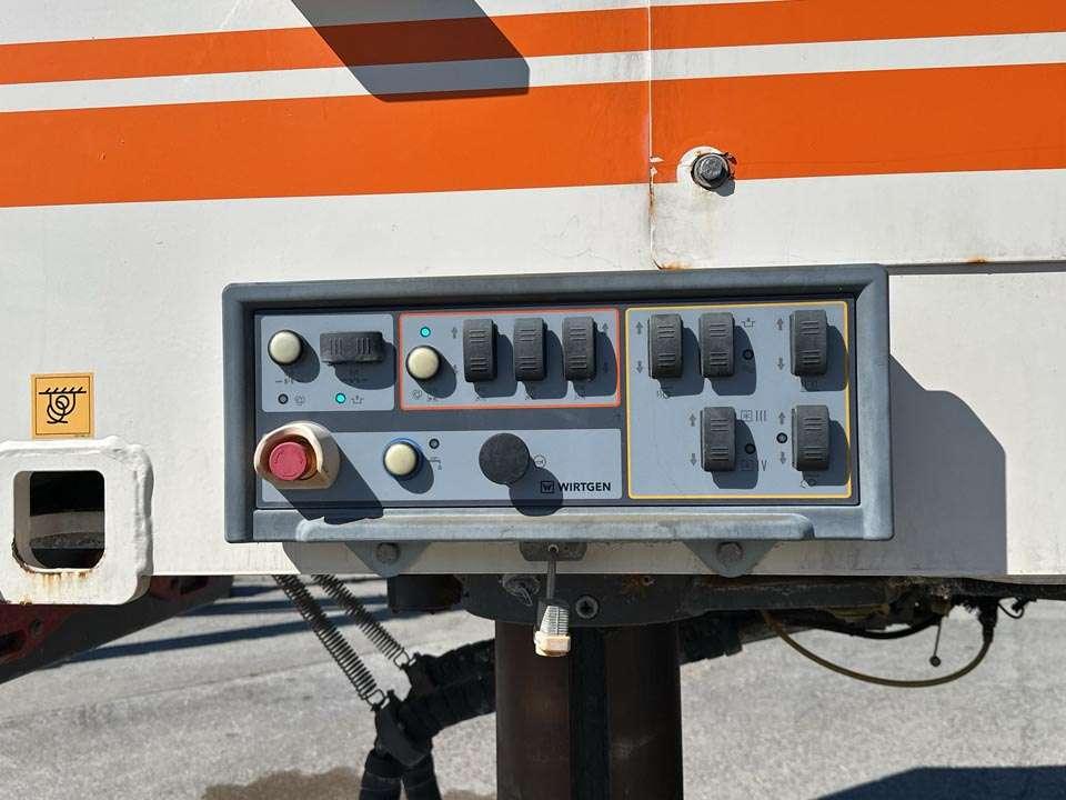 Wirtgen W 210 XP Photo 5