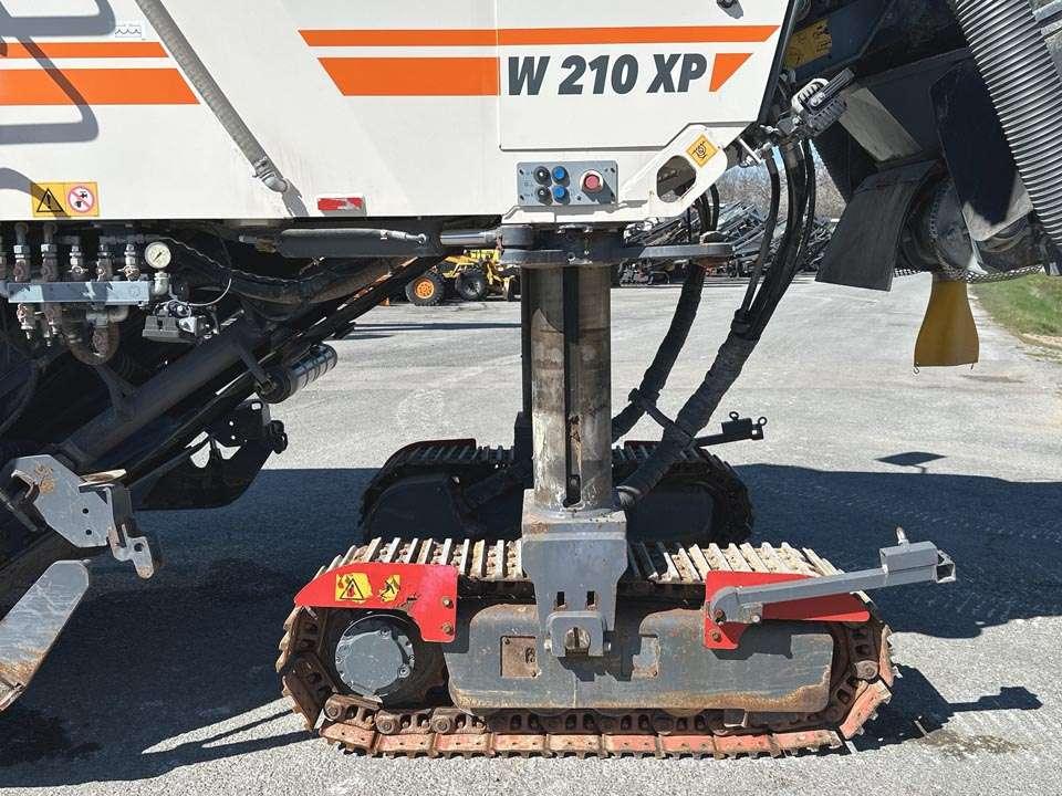 Wirtgen W 210 XP Photo 9