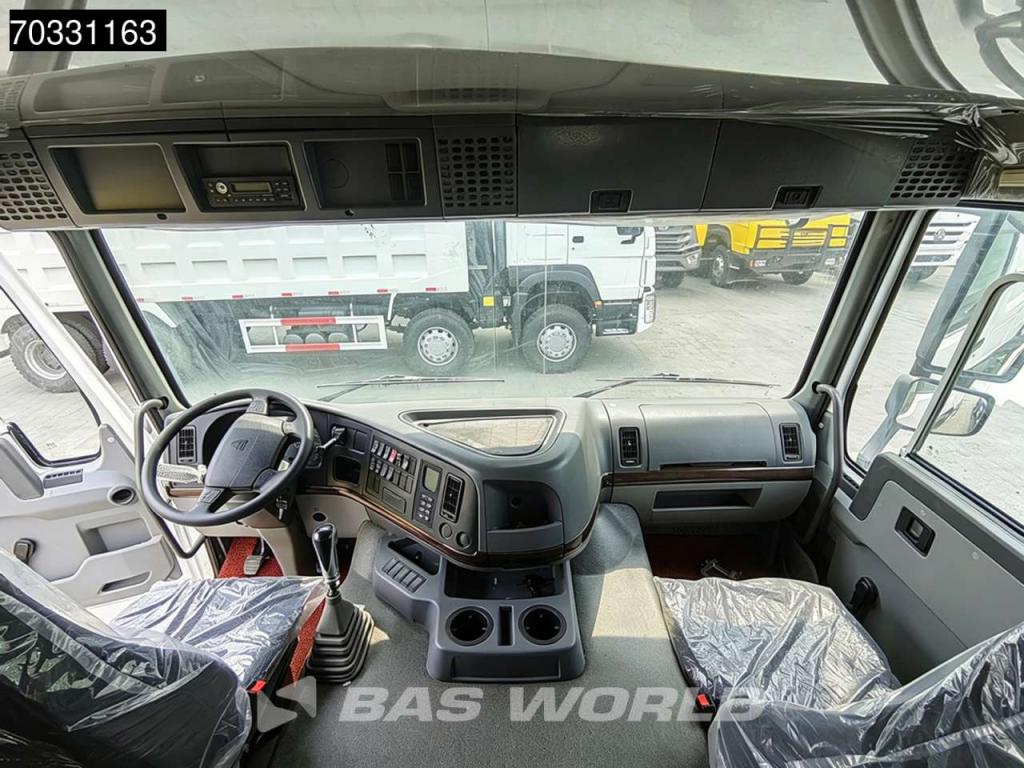 Sinotruk HOWO 371 6X4 Photo 24