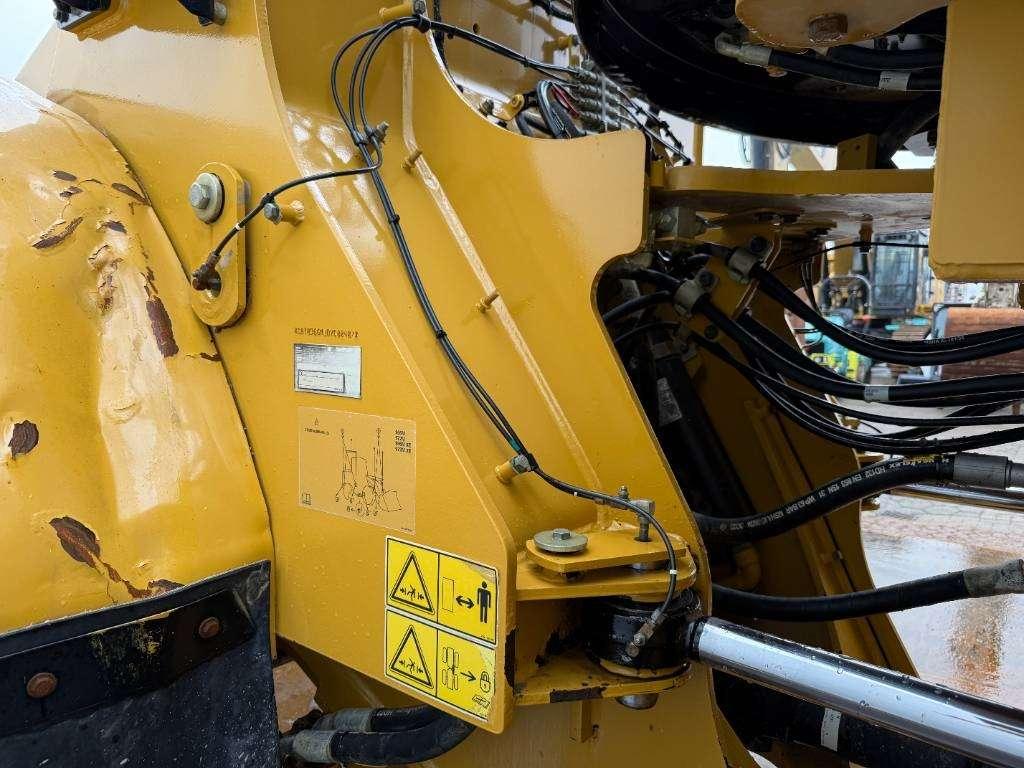 Caterpillar 966M - German Machine / Automatic Greasing Photo 27