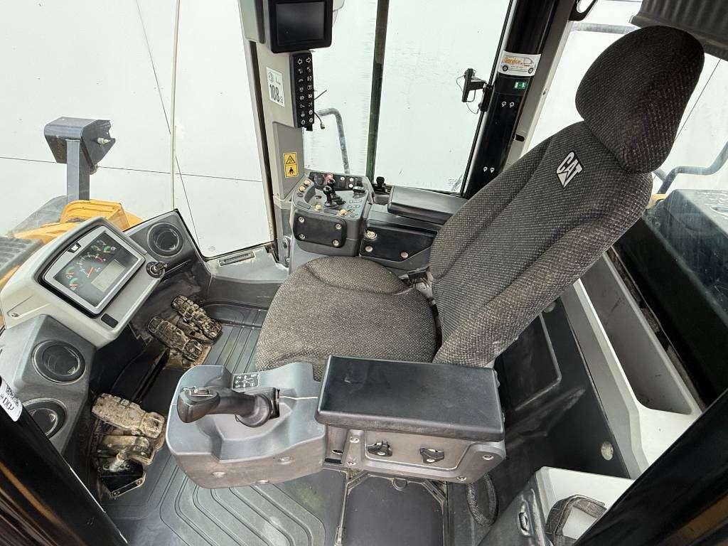 Caterpillar 966M - German Machine / Automatic Greasing Photo 8