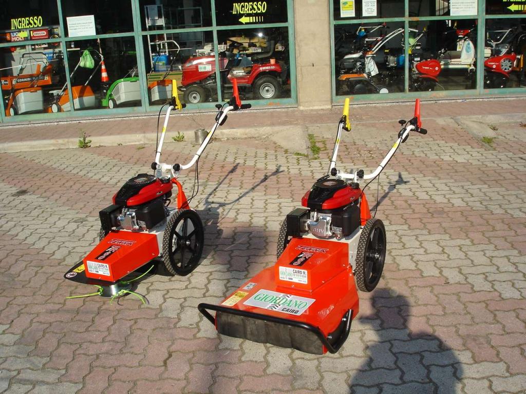 Tekna TRIMMER SFALCIATUTTO SEMOVENTE CON RUOTE MOTRICI TEKNA TR 60 Photo 19