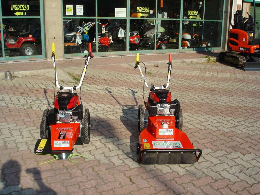 Tekna TRIMMER SFALCIATUTTO SEMOVENTE CON RUOTE MOTRICI TEKNA TR 60 Photo 20