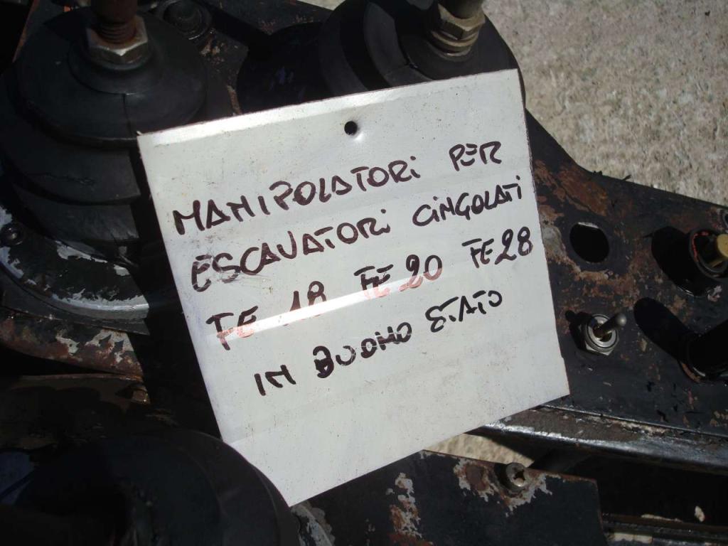 Manipulateur pour Fiat Allis FE18-FE20-FE28 Photo 4
