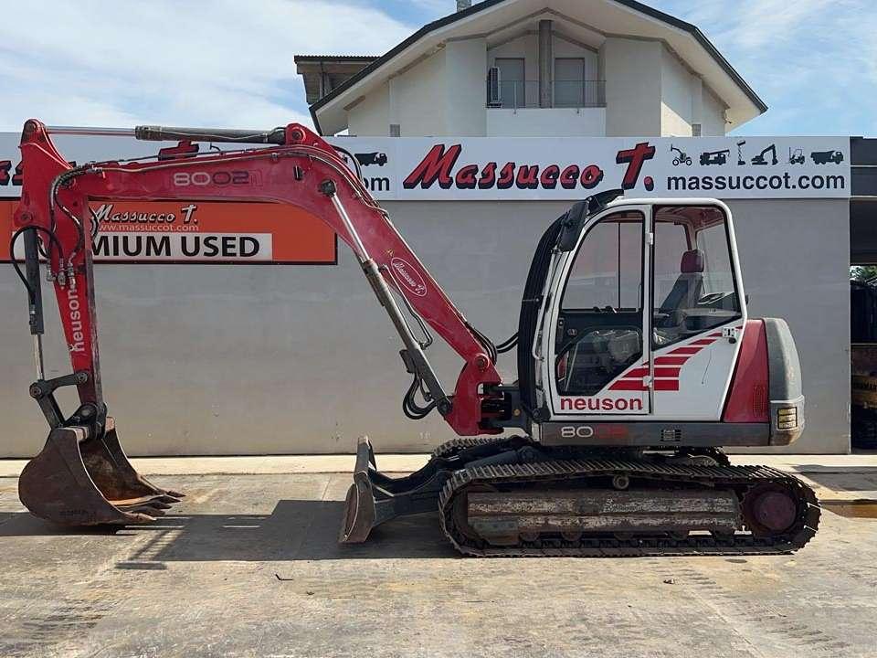 Neuson 8002 Photo 2