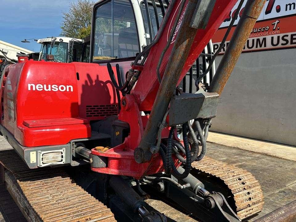 Neuson 8002 Photo 7