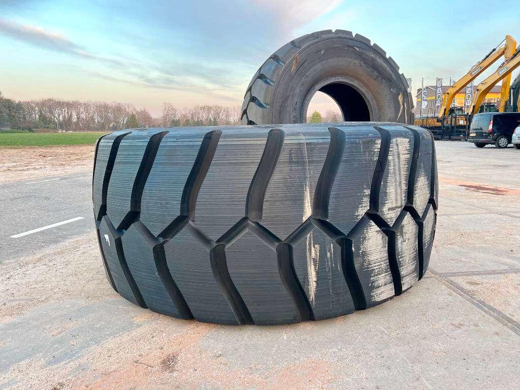 Michelin X Mine D2 45/65R45 Tyre Photo 5