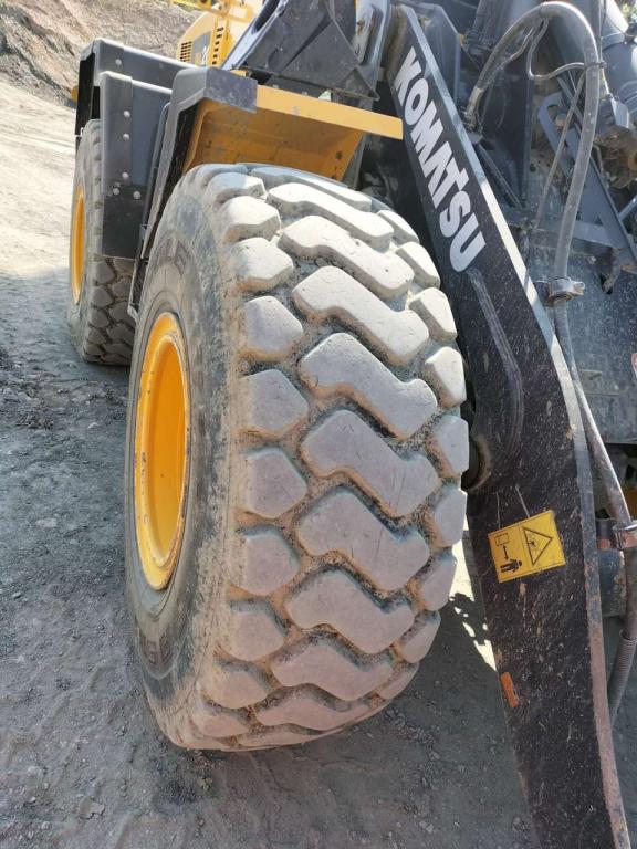Komatsu WA200PT-5 Photo 8