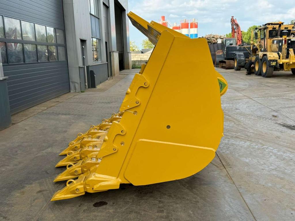 Caterpillar Loader Bucket CAT 988K - 6.9m3  / 158in Photo 2