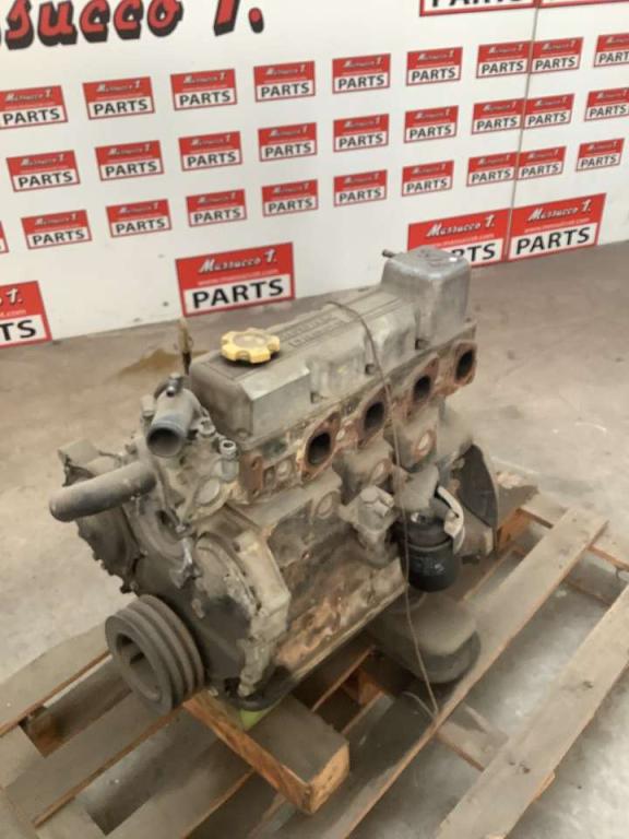 Moteur à combustion pour Nissan CABSTAR 1 SERIE Photo 1