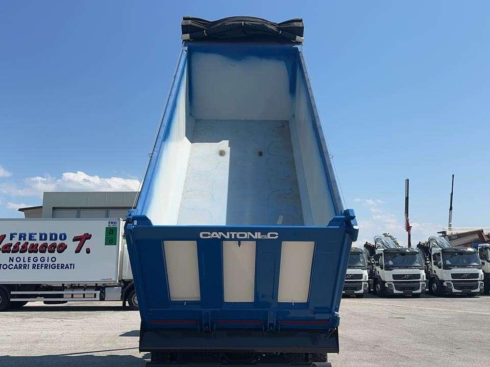 Scania P500 XT 8x4 Photo 11