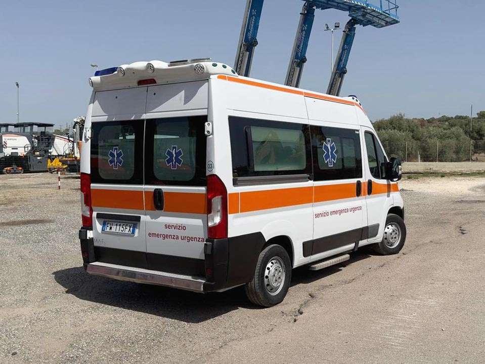 Fiat DUCATO AMBULANZA Photo 11