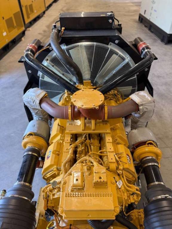 Caterpillar DE1500GC - 1500kVA Standby Generator - DPX-18229-O Photo 12