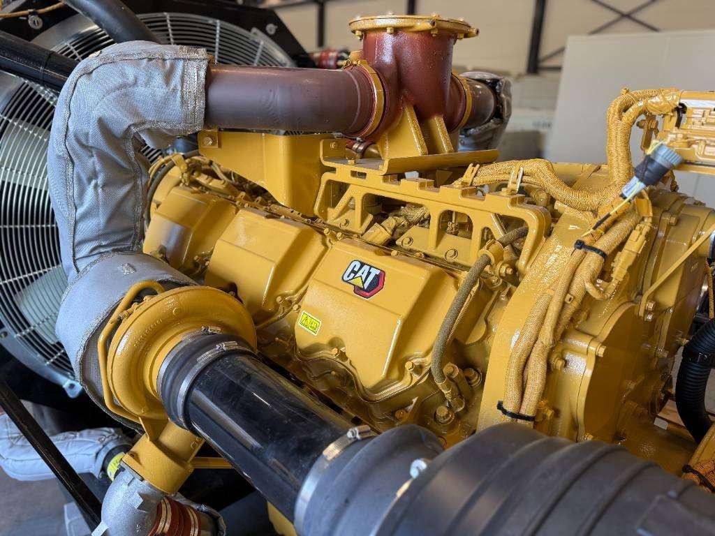 Caterpillar DE1500GC - 1500kVA Standby Generator - DPX-18229-O Photo 6