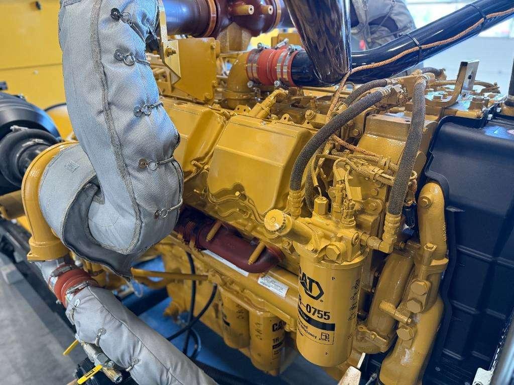 Caterpillar DE1500GC - 1500kVA Standby Generator - DPX-18229-O Photo 8