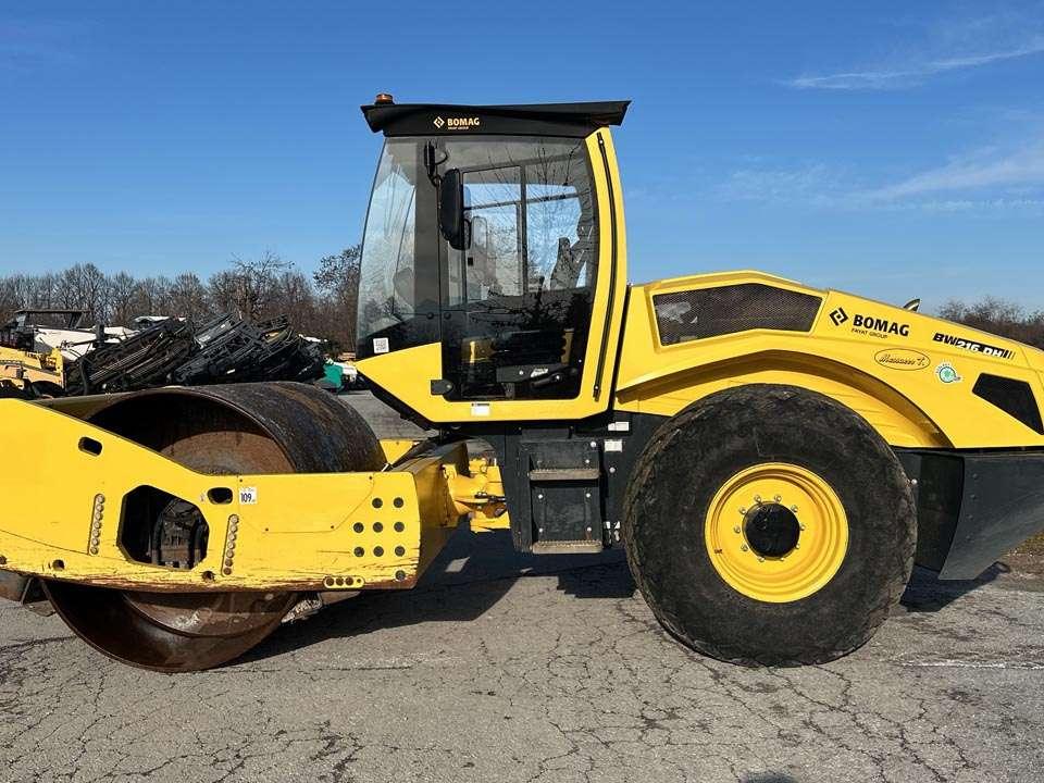 Bomag BW216 DH-5 Photo 2