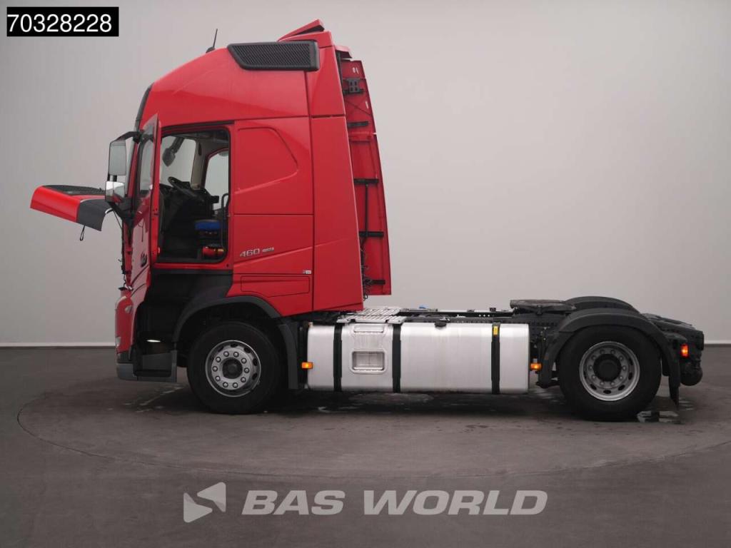 Volvo FH 460 4X2 XL 2x Tanks Navi ACC Photo 10