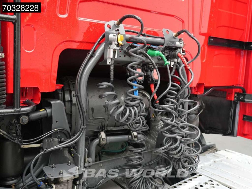 Volvo FH 460 4X2 XL 2x Tanks Navi ACC Photo 14