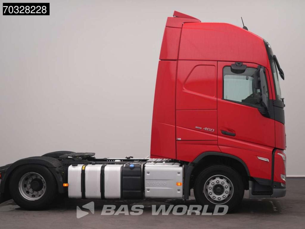 Volvo FH 460 4X2 XL 2x Tanks Navi ACC Photo 8