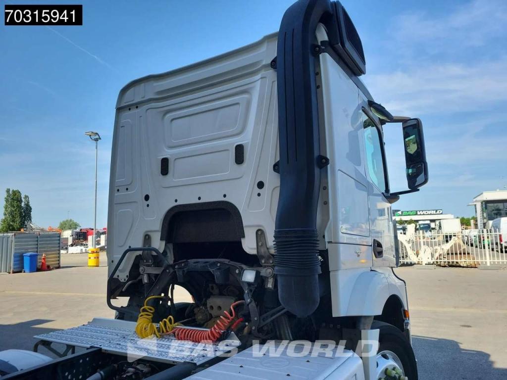Mercedes-Benz Actros 1843 4X2 ClassicSpace Retarder Photo 11