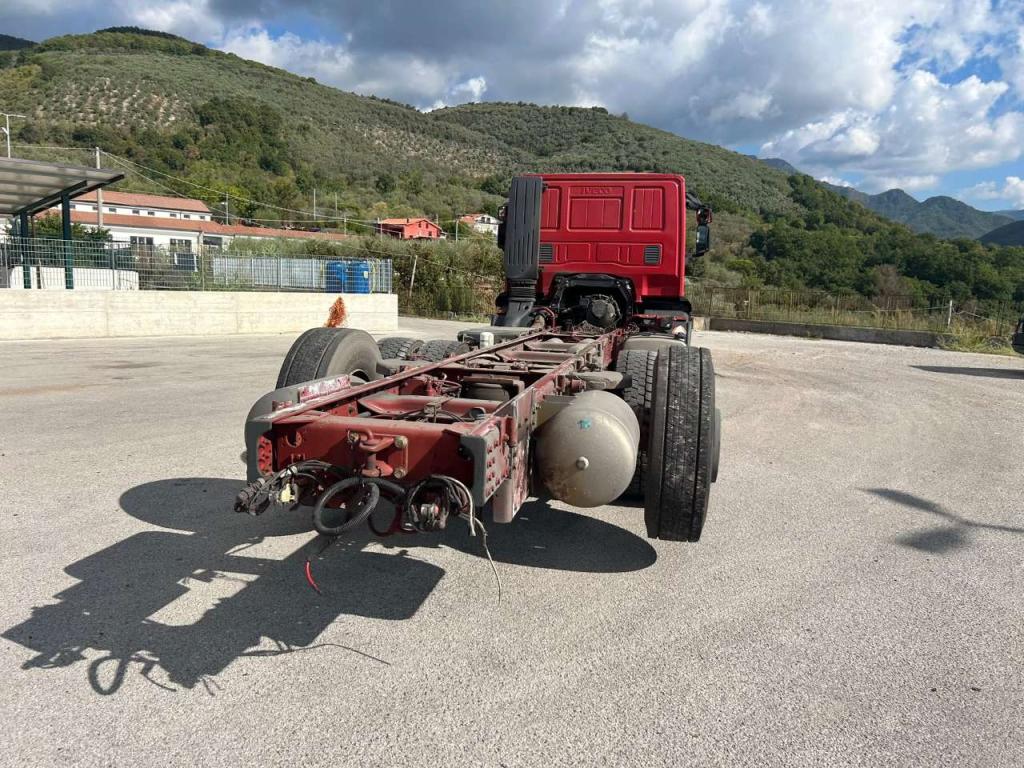 Iveco STRALIS HI-STREET 260S31 Photo 11