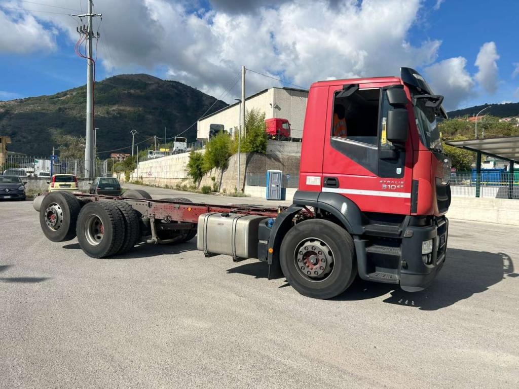 Iveco STRALIS HI-STREET 260S31 Photo 26
