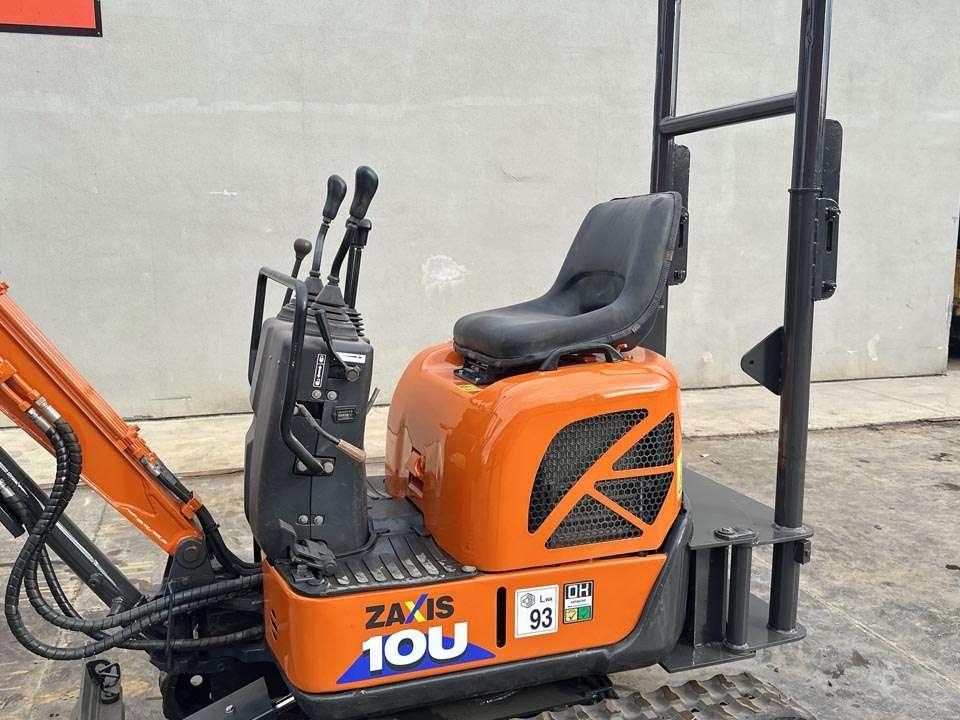 Hitachi ZX10U-2 Photo 11