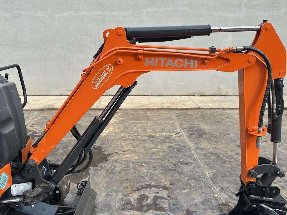 Hitachi ZX10U-2 Photo 7