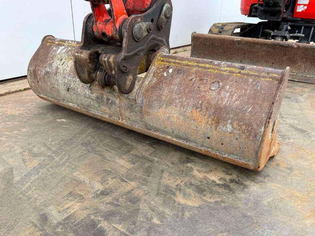 Kubota KX037-4 - Hammer Lines / Quick Coupler Photo 17