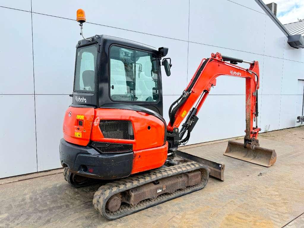 Kubota KX037-4 - Hammer Lines / Quick Coupler Photo 5