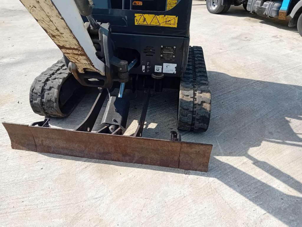Bobcat E17Z Photo 3