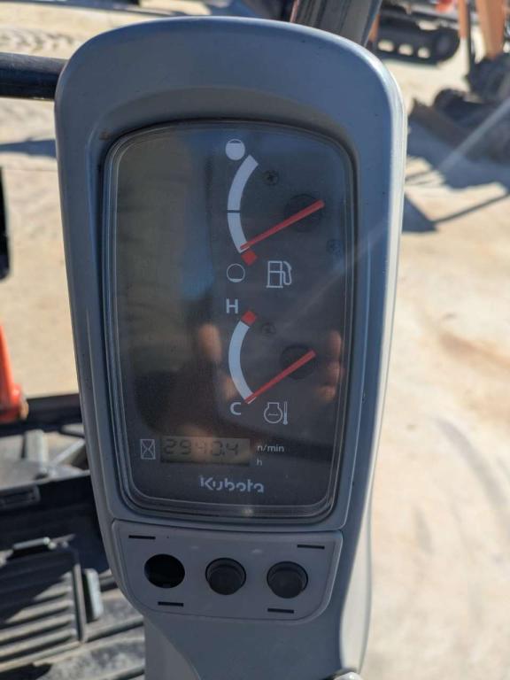 Kubota KX016-4 Photo 8