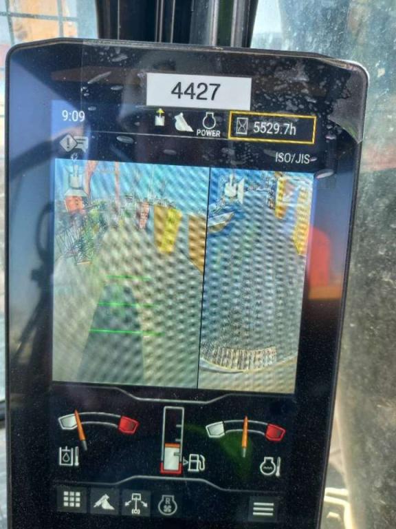 Caterpillar 350 (Abu Dhabi) Photo 24