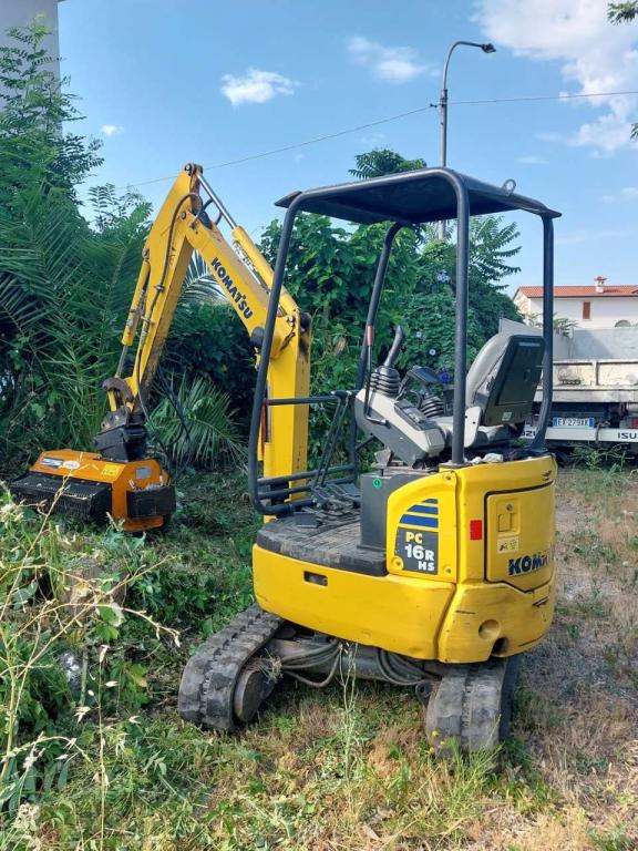 Komatsu PC16 R HS Photo 3