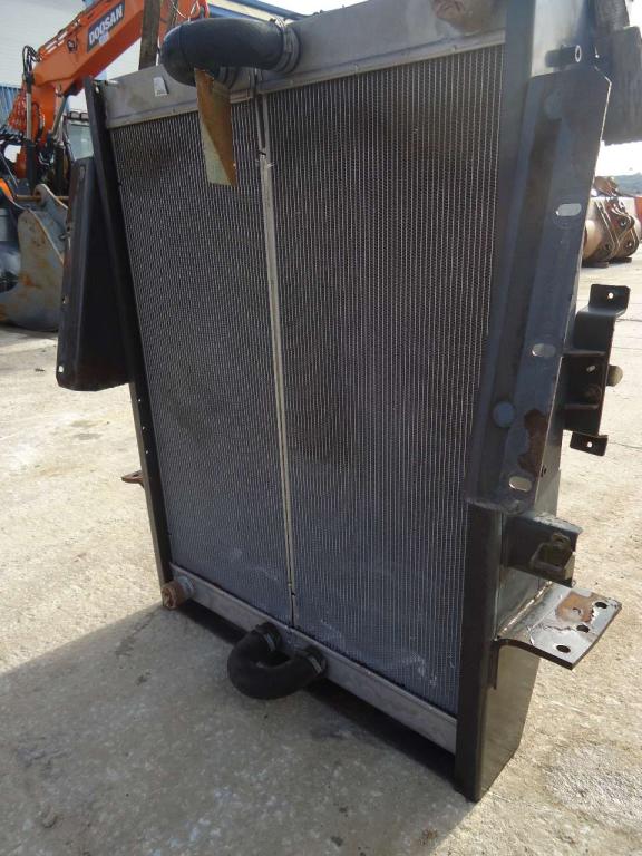 Radiateur eau pour Hitachi ZW310 Photo 3