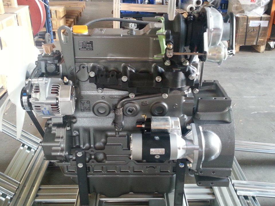 2M 4TNV84T Photo 1