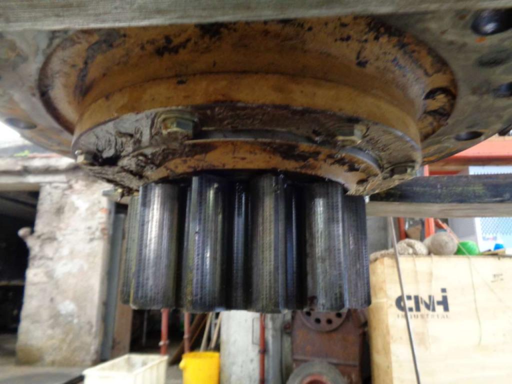 Réducteur de rotation pour Caterpillar 322 B Photo 4