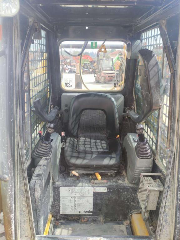 Komatsu CK25-1 Photo 5